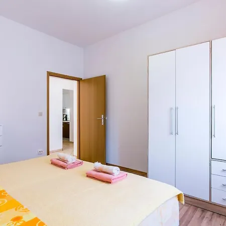 Aleksic Apartment *