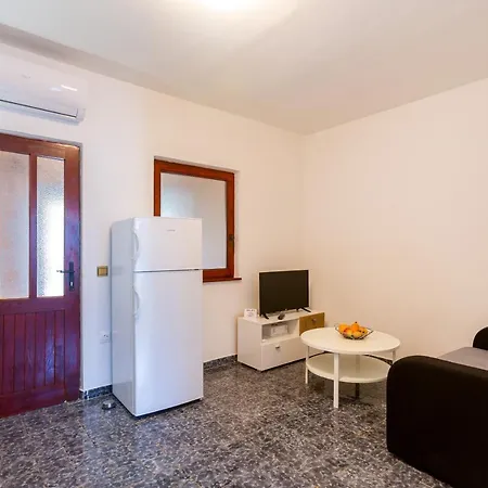 Aleksic Apartman *
